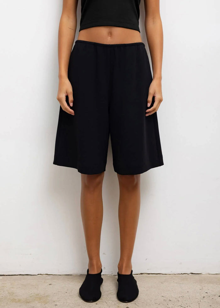 Arielle City Short (Black)