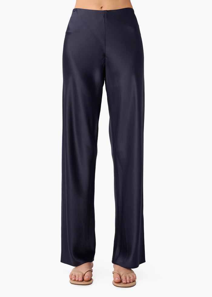 Bristol Mid Rise Pant (Dark Wash)