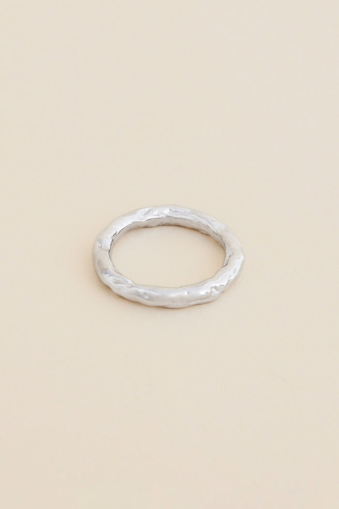 ACLER ONLINE AU BROADMEADOWS TWIST RING