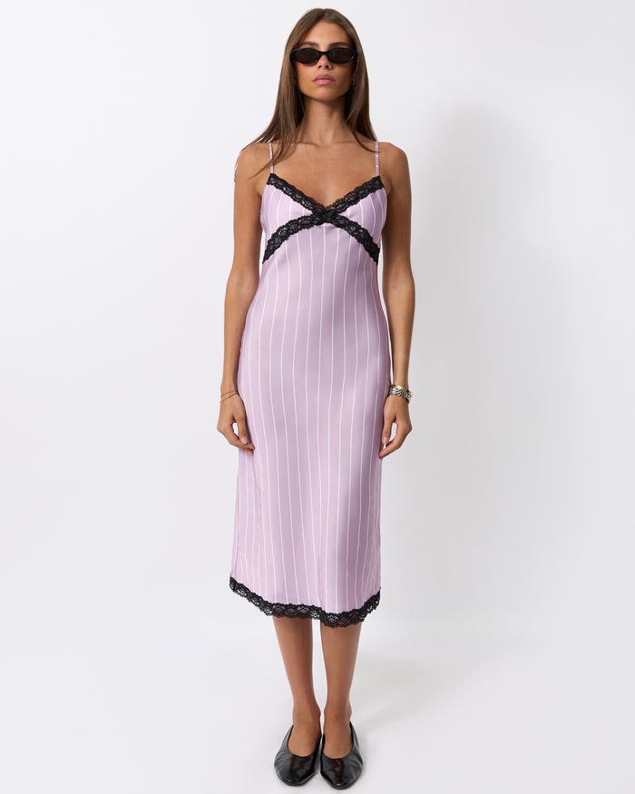 [Lavender/White] - Model