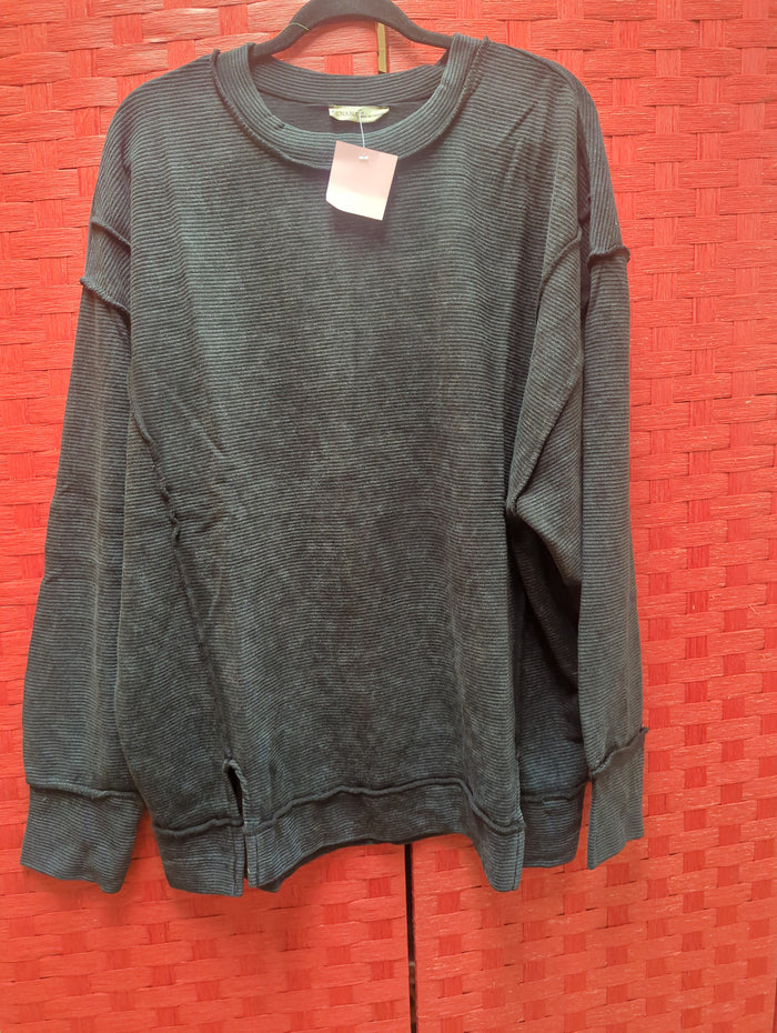 Curvy Exposed Seam Top