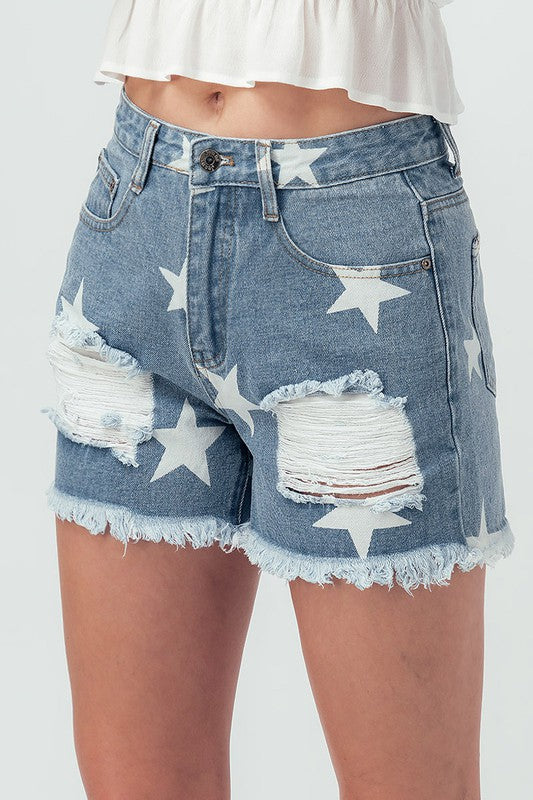 DENIM DISTRESSED STAR PRINT SHORTS