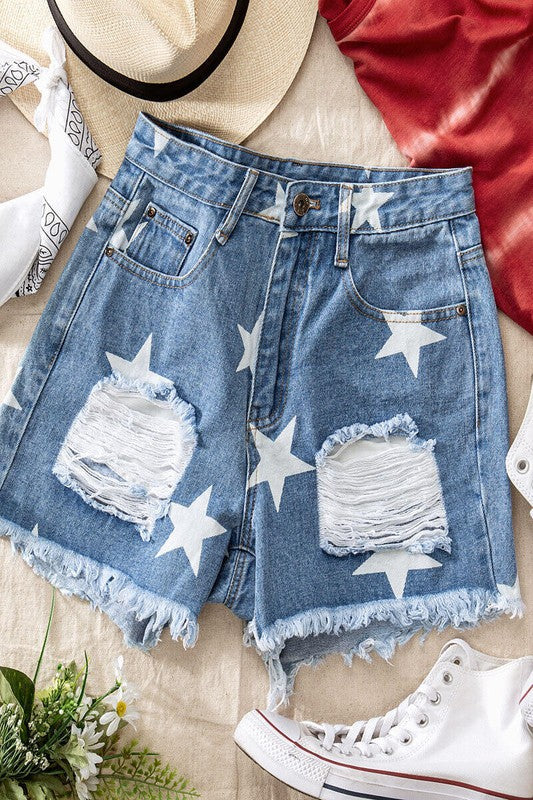 DENIM DISTRESSED STAR PRINT SHORTS