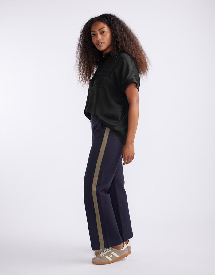 white-co-effortless-drape-shirt-black-womens-clothing