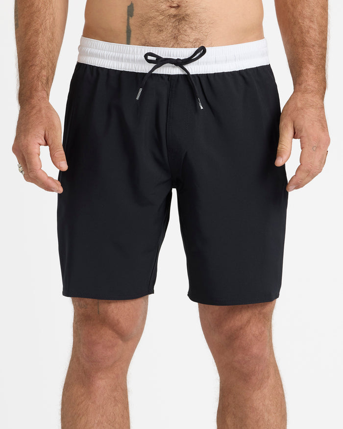 Jones 18" Trunk
