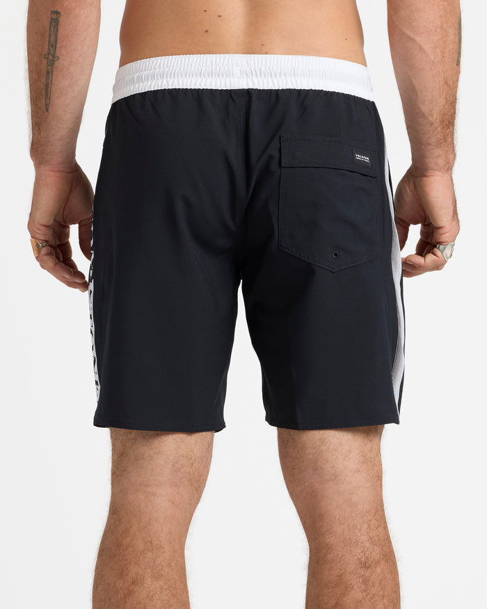 Jones 18" Trunk