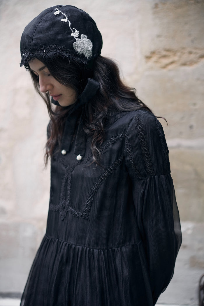 Nura Hat Black