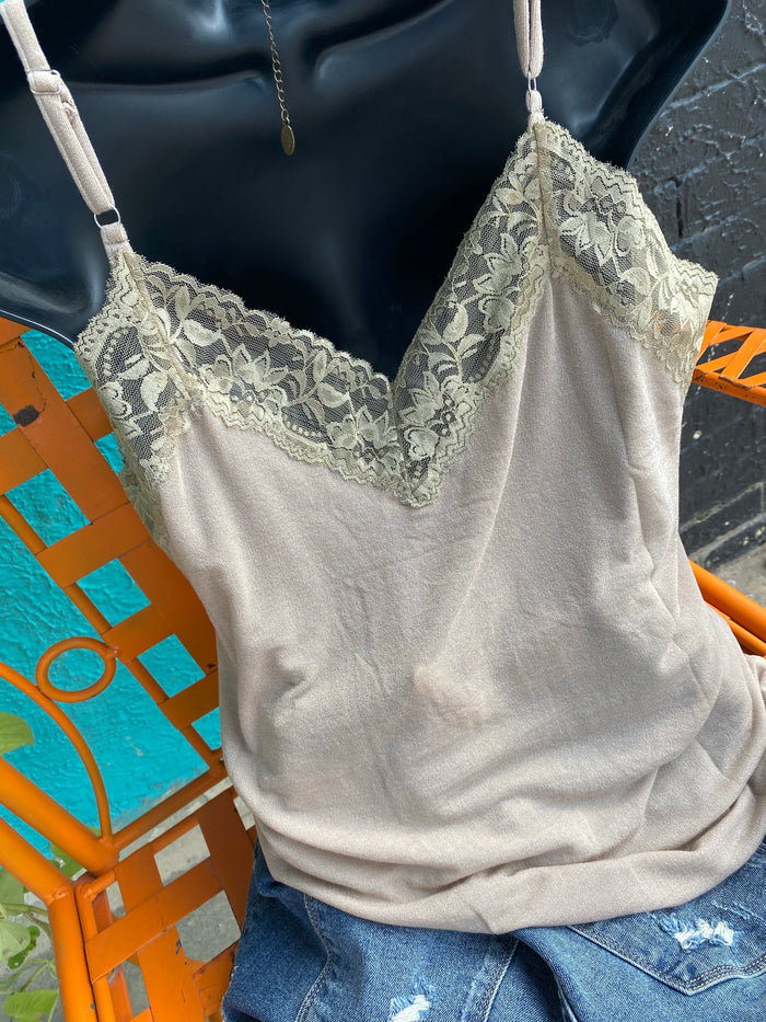 POL-Mocha Mousse Cami