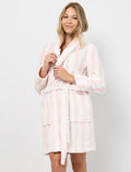 Robe de chambre à rayures en peluche