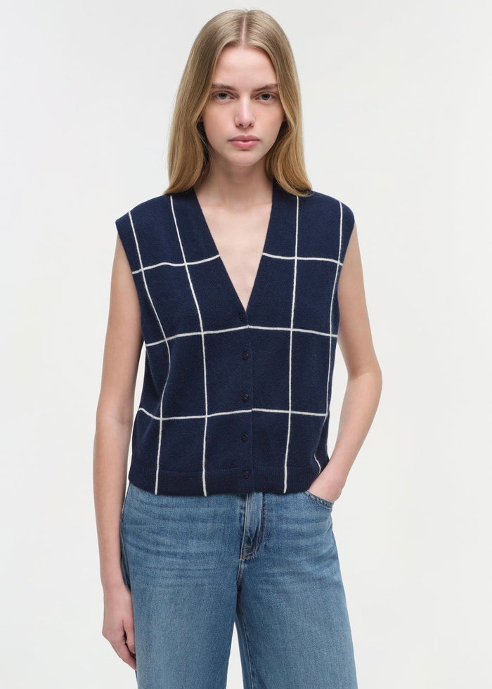 Rozzi Vest (Midnight Plaid)