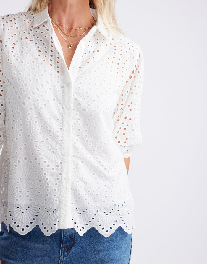 white-co-the-hamptons-top-white-womens-clothing