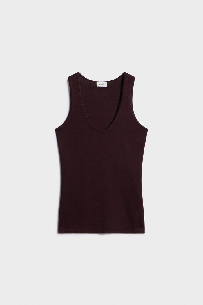 DARK BROWN